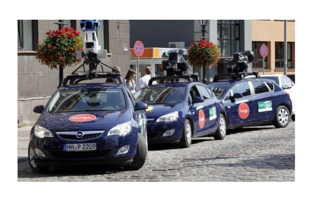 Самоходные автомобили Google не смогут ездить в сильный дождь