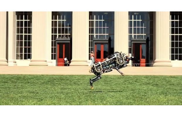 MIT отпускает с поводка робота гепарда