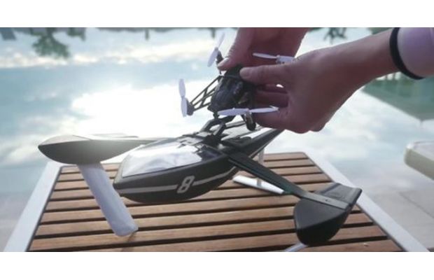 Parrot спускается на воду с новым дроном на подводных крыльях (+ видео)