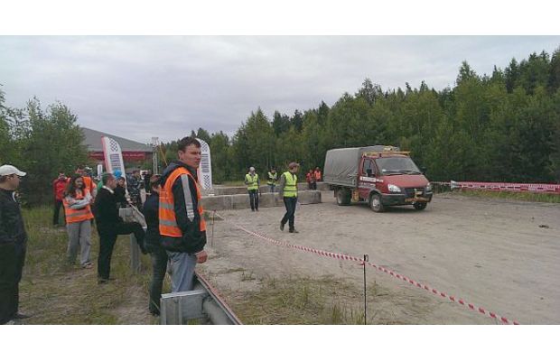 В Нижнем Новгороде проходят соревнования «РобоКросс-2015»
