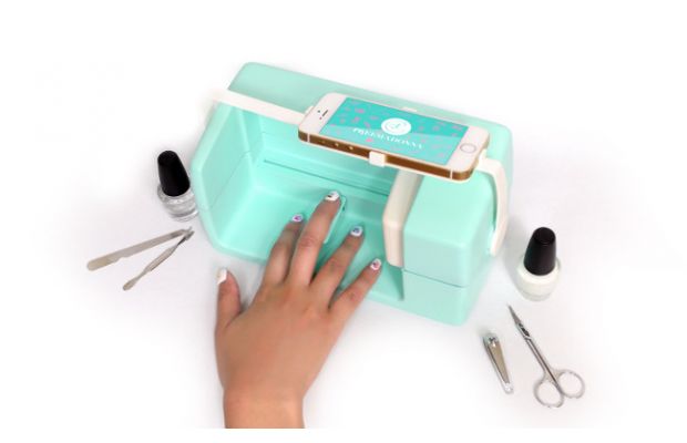  Nailbot – робот, который раскрасит вам ногти (+ видео)