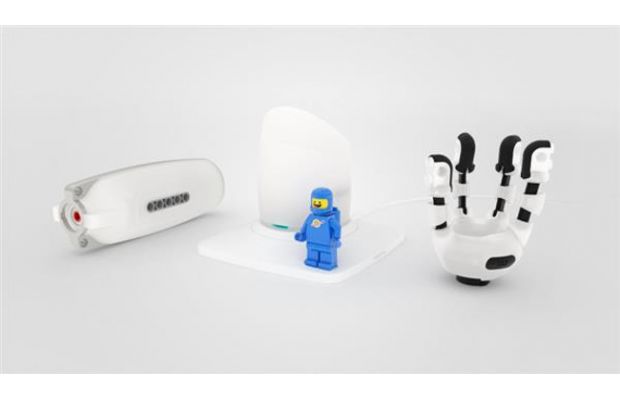 3D-печатный детский протез руки отмечен на выставке в Париже (+ видео)