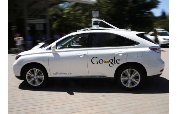 Беспилотный автомобиль Google впервые стал виновником ДТП