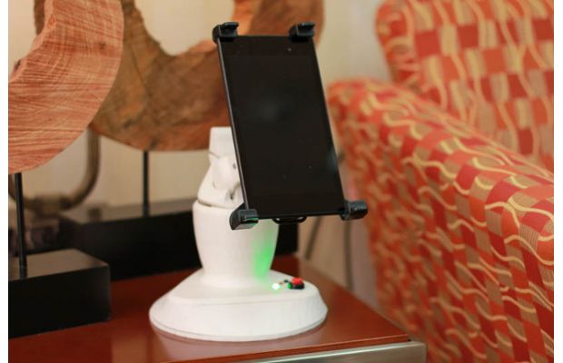 DIY SelfieBot робот теперь доступен для всех в базовой версии бесплатно (+ видео)