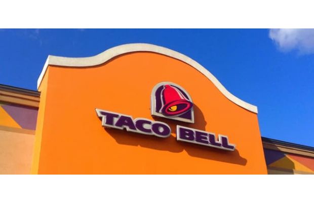 Робот TacoBot организует прием заказов