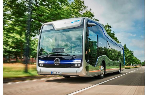 Mercedes-Benz демонстрирует самодвижущийся автобус будущего (+ видео)