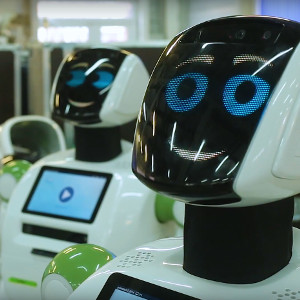 Партия Promobot v.3 отправились на работу в российский банк (+видео)