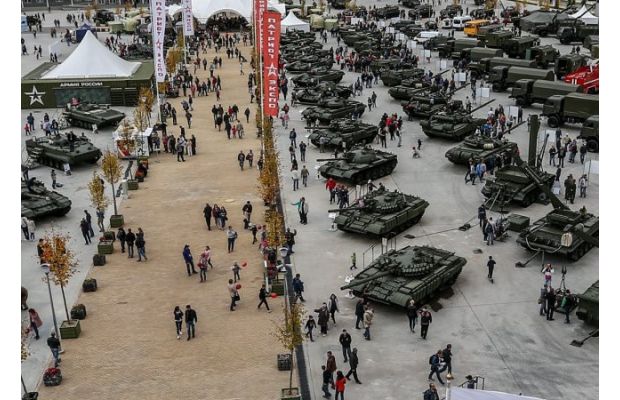 На международном форуме «Армия-2017» покажут российских боевых роботов