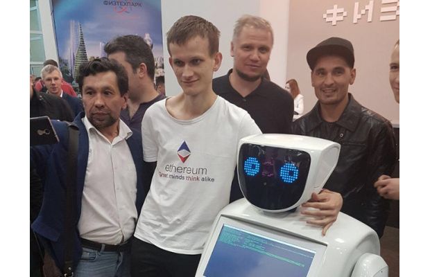 Виталик Бутерин познакомился с первым роботом-майнером, разработанным в МТИ