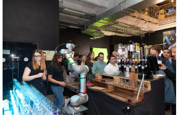 Фотоотчет с вечеринки Autodesk Future Night