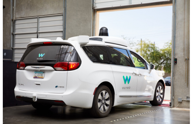Waymo открывает в Аризоне сервисный центр для робо-такси