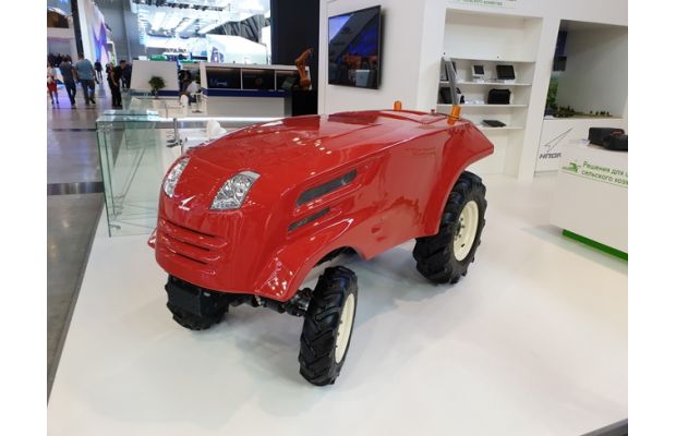 НПО автоматики представило прототип беспилотного трактора