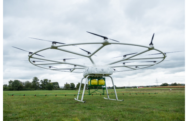 Volocopter покажет гигантского сельскохозяйственного дрона для John Deere