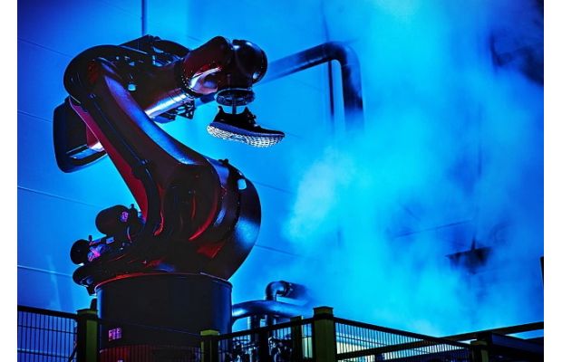 Adidas закрывает автоматизированные заводы Speedfactory