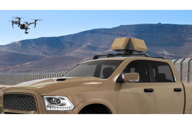 Мобильный модуль DroneSentry-X обеспечивает защиту от вражеских дронов