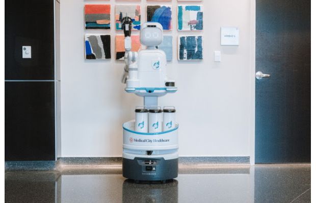Diligent Robotics представляет робота Moxi для помощи медсестрам