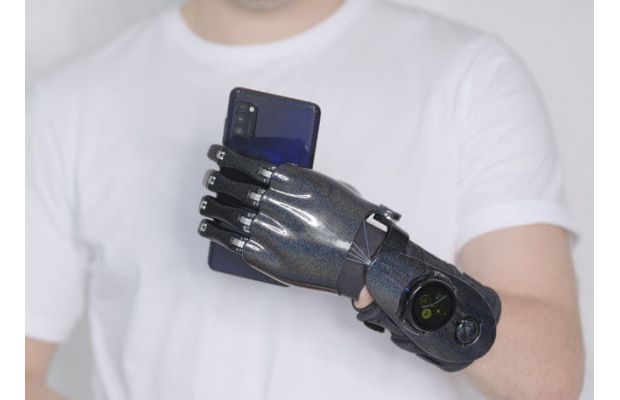 Galaxy Watch интегрируют в «умные» протезы