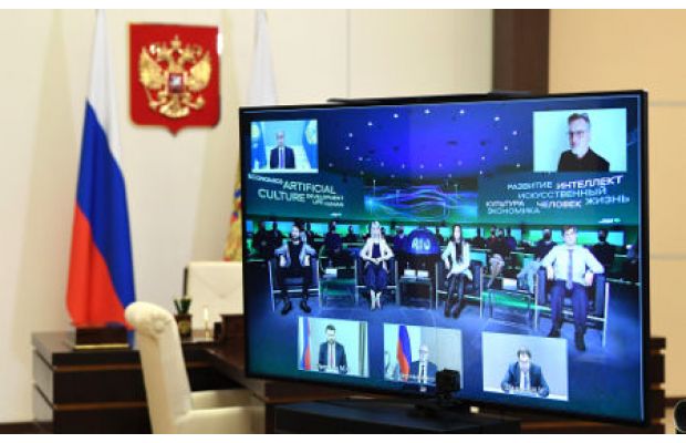 Владимир Путин перечислил три наиболее значимые российские ИИ-разработки