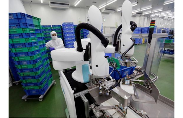 Японские компании видят большие перспективы для маленьких промышленных роботов