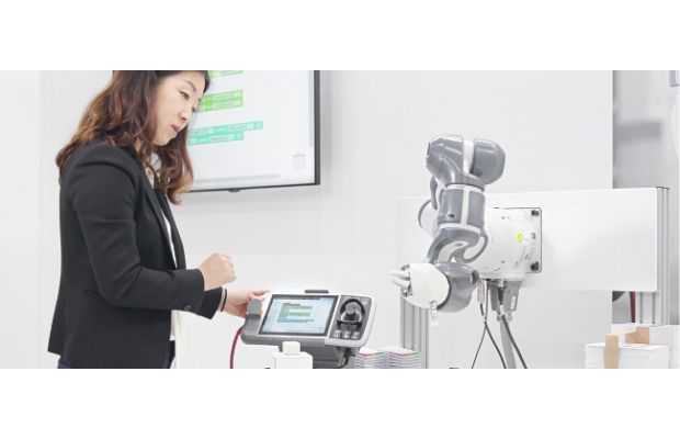 ABB делает программирование роботов проще с помощью Wizard Easy Programming