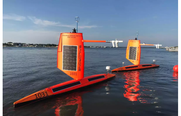 Беспилотник Saildrone показал кадры изнутри урагана Sam