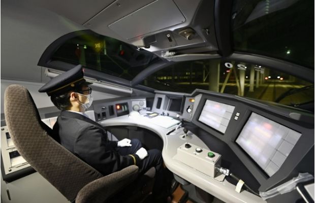 East Japan Railway продемонстрировала тестовый запуск автономного скоростного поезда