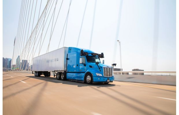 UPS планирует осуществлять доставку с помощью автономных грузовиков Waymo