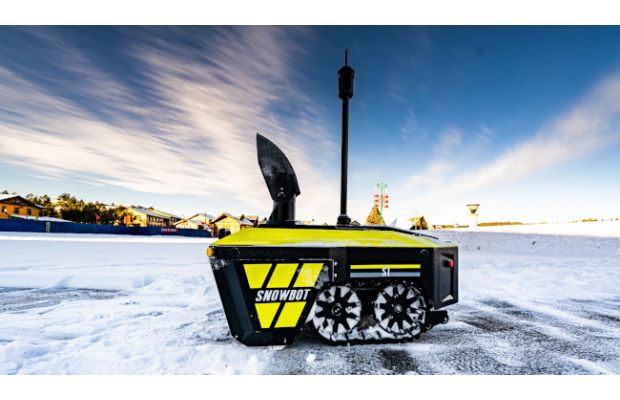 Компания Snowbot представила автономного уборщика снега