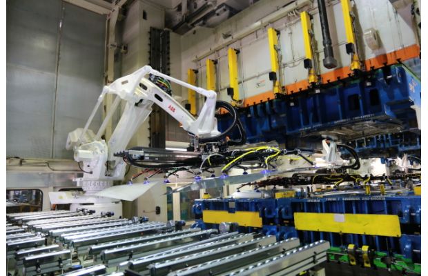 Компания ABB модернизировала прессовую линию автозавода LADA Ижевск
