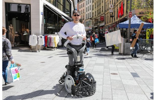 Проект CrowdBot - разработка роботизированной инвалидной коляски, удобной для людей