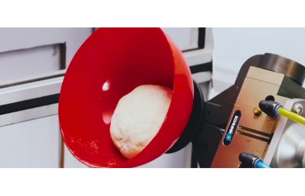 Nala Robotics развернет своих роботизированных поваров в пиццериях Slice Factory