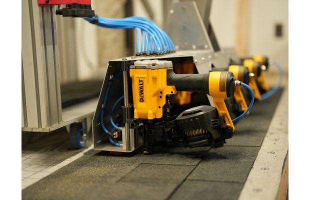 Renovate Robotics разрабатывает роботов для монтажа кровельной черепицы
