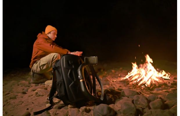 Шанхайский стартап Hypershell представил портативный экзоскелет для туристов