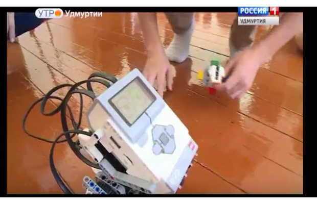 Ученики 8-го лицея Можги увлеклись робототехникой и программированием