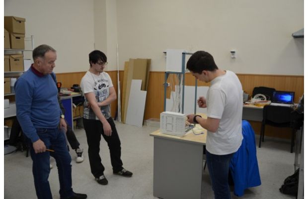  В ЧГУ состоялся студенческий интенсив для креативных изобретателей «Роботон» 