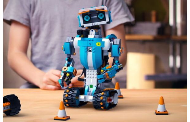 Lego Boost Creative Toolbox поможет детям обучиться программированию