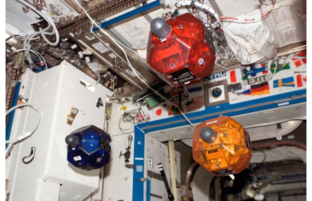 Воспитанники STEM-центра ТУСУРа – в полуфинале Spheres Zero Robotics
