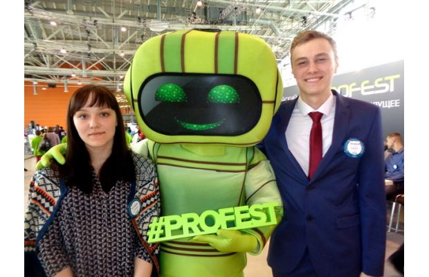 Политехники предложили установить на дорогах роботов-полицейских