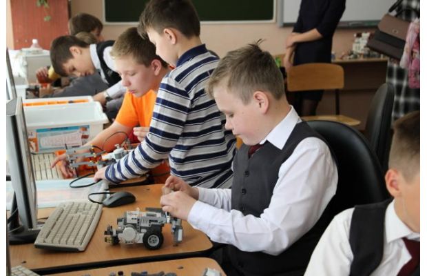 Районный конкурс по робототехнике состоялся в Карлуке 