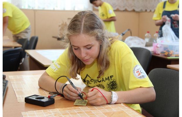 В Робототехническом Инженерном центре ФМЛ №30 начинается новый учебный год!