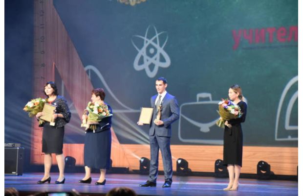 Преподаватели проекта Samsung «УчимЗнаем» награждены премией «Учитель года – 2018»