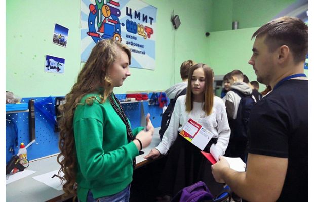 В ТУСУРе юные инноваторы представили проекты технологического будущего