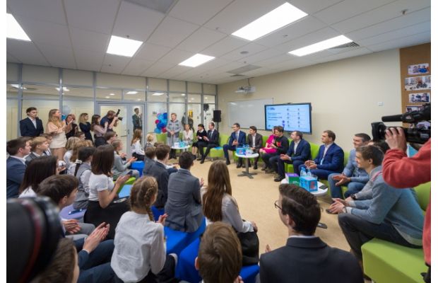 Серия уроков о цифровых технологиях пройдёт в российских школах в 2019 году