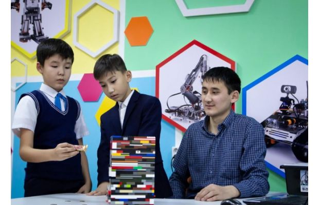 Образовательные решения LEGO Education помогают школьникам создавать новые бизнес-проекты