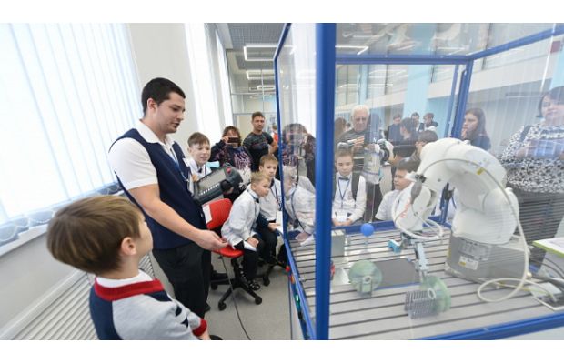 В Ростовской области начал работу детский технопарк «Кванториум»