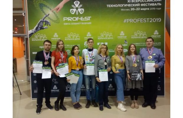 Томские школьники победили во Всероссийском робототехническом фестивале