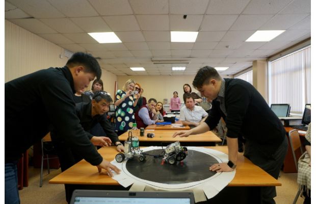 Преподаватели Сахалинской области прошли КПК по соревновательной робототехнике
