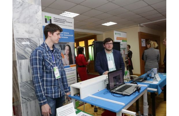 Ученые ТПУ разработали мобильного робота для борьбы с картофельными вредителями