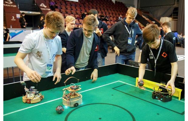В четвёртый раз в Томске открыли чемпионат RoboCup