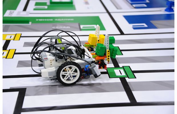 Робототехники ДГТУ представят Ростовскую область на Всероссийской олимпиаде роботов